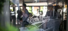 Bori Mami világa című cikk borítóképe